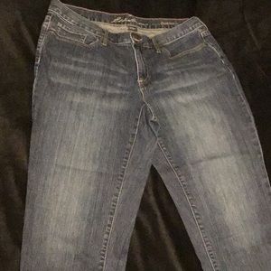 EUC Eddie Bauer Boyfriend fit capris